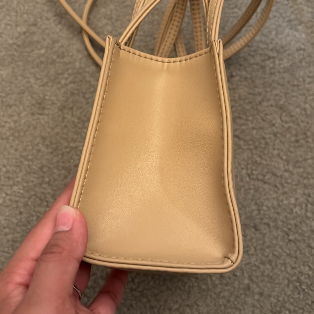 Small Cream Telfar - Picture 6 of 6